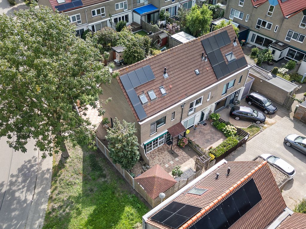 Karveel 59 86, Lelystad