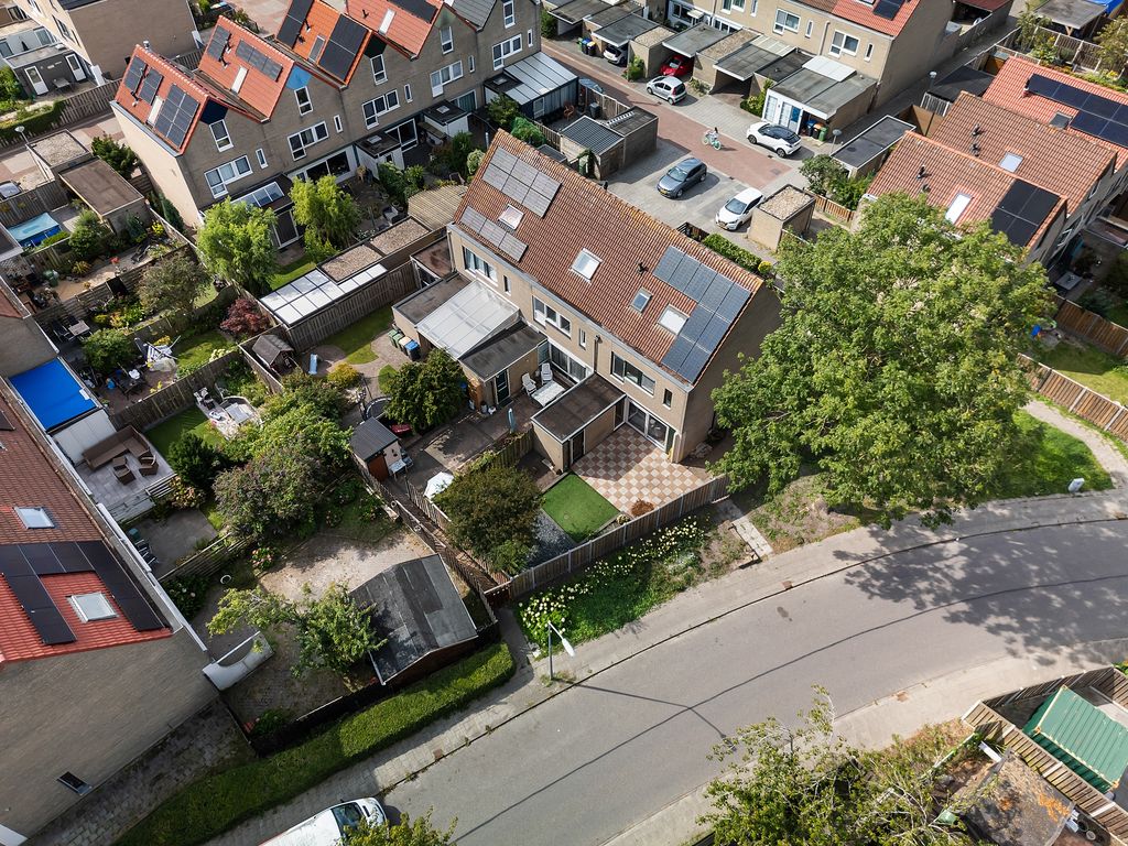 Karveel 59 86, Lelystad