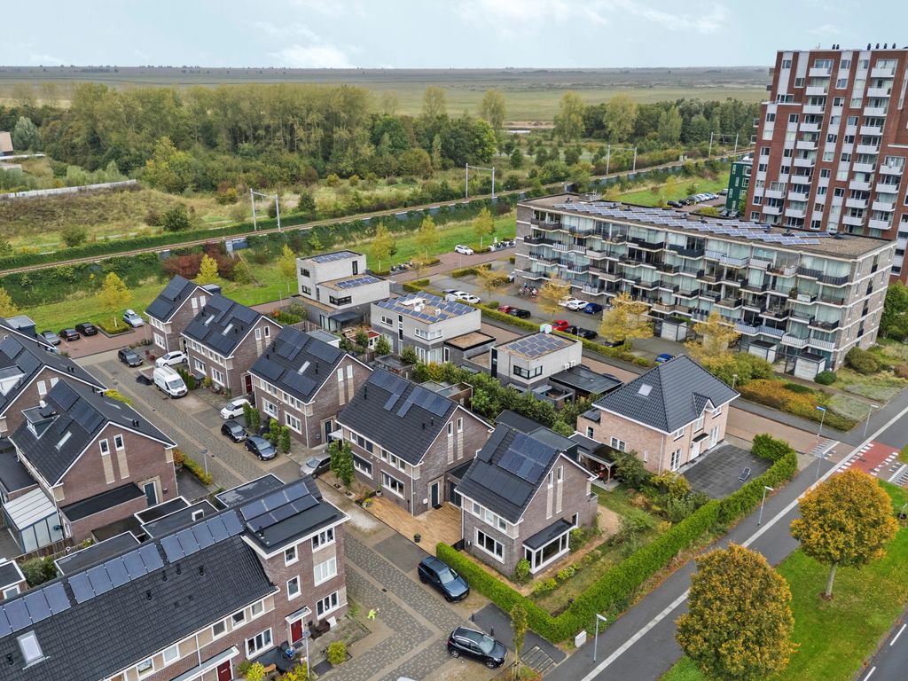 Doerianstraat 6, Almere