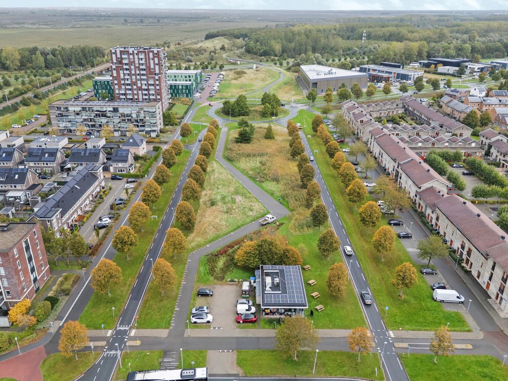 Doerianstraat 6, Almere