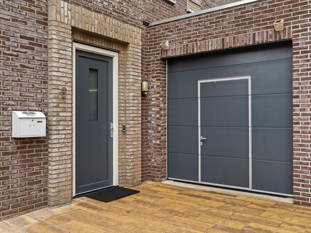 Doerianstraat 6, Almere