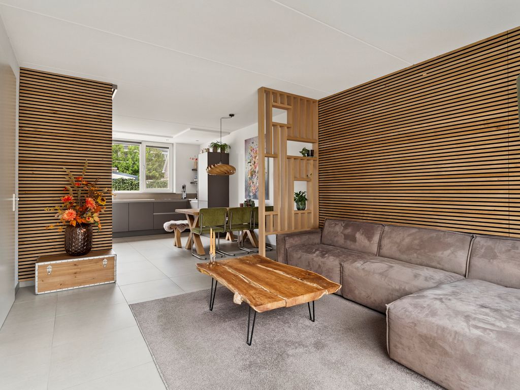 Doerianstraat 6, Almere