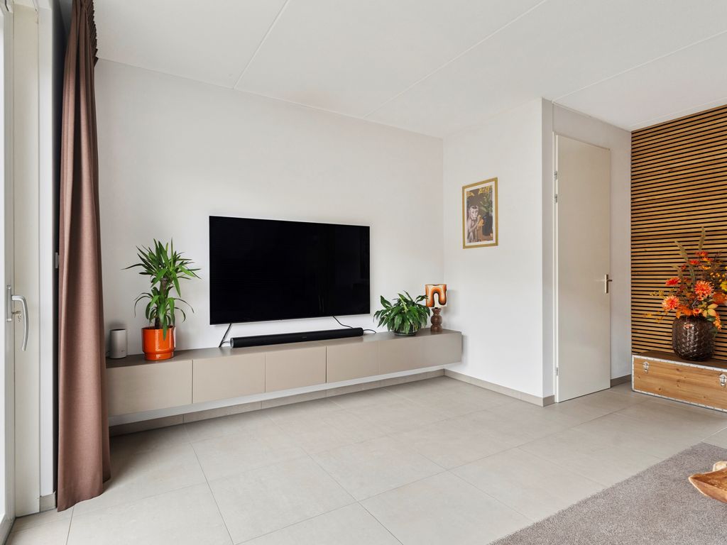 Doerianstraat 6, Almere