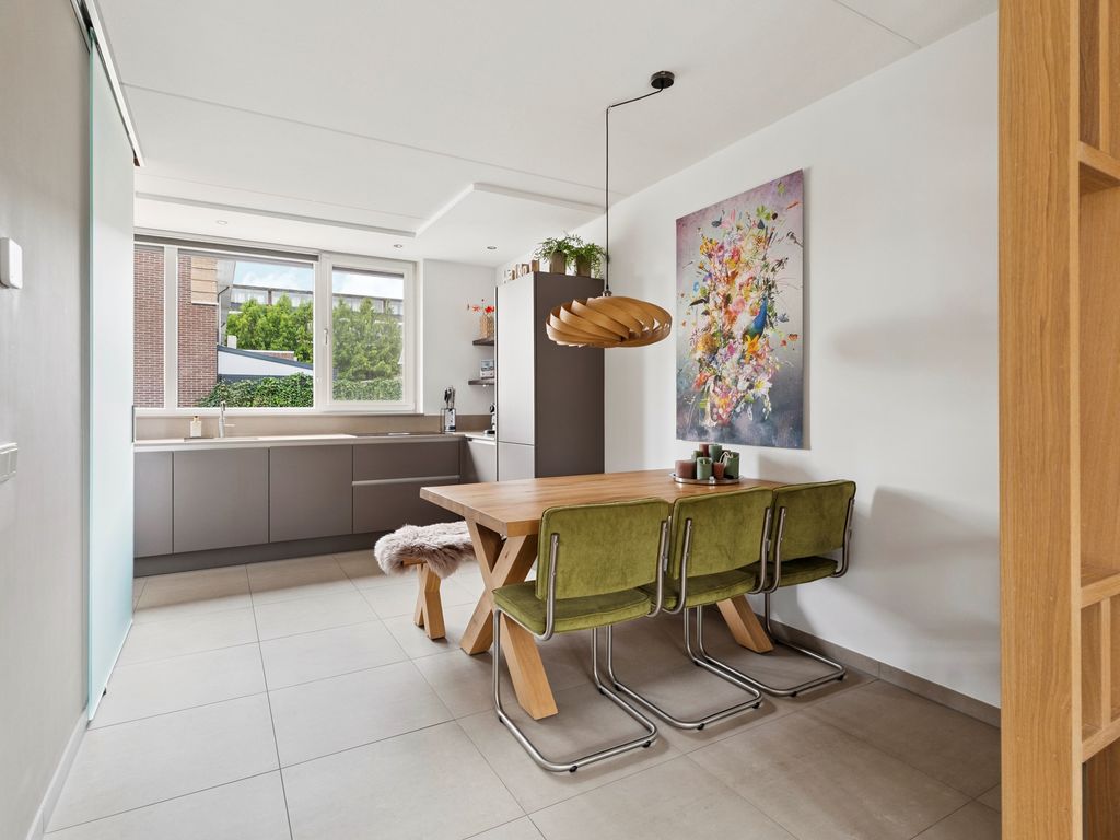 Doerianstraat 6, Almere