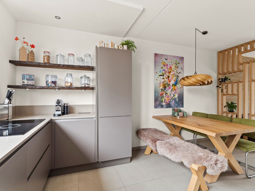 Doerianstraat 6, Almere