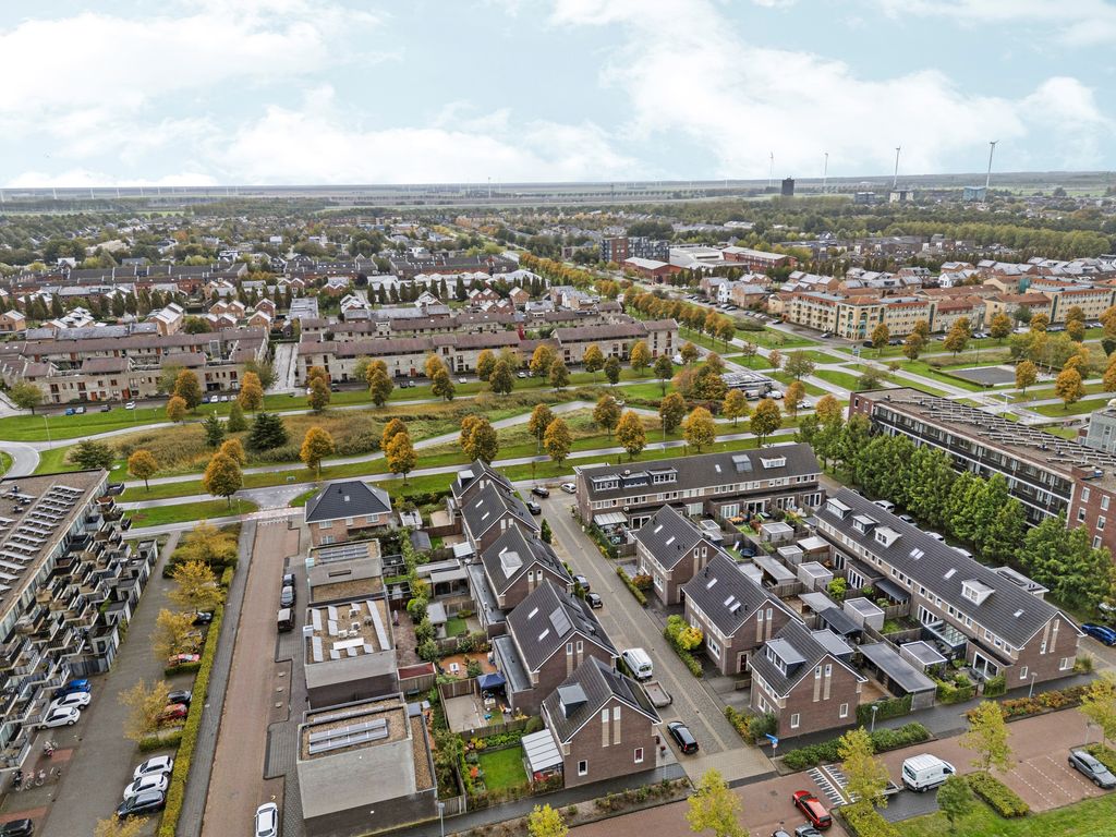 Doerianstraat 6, Almere