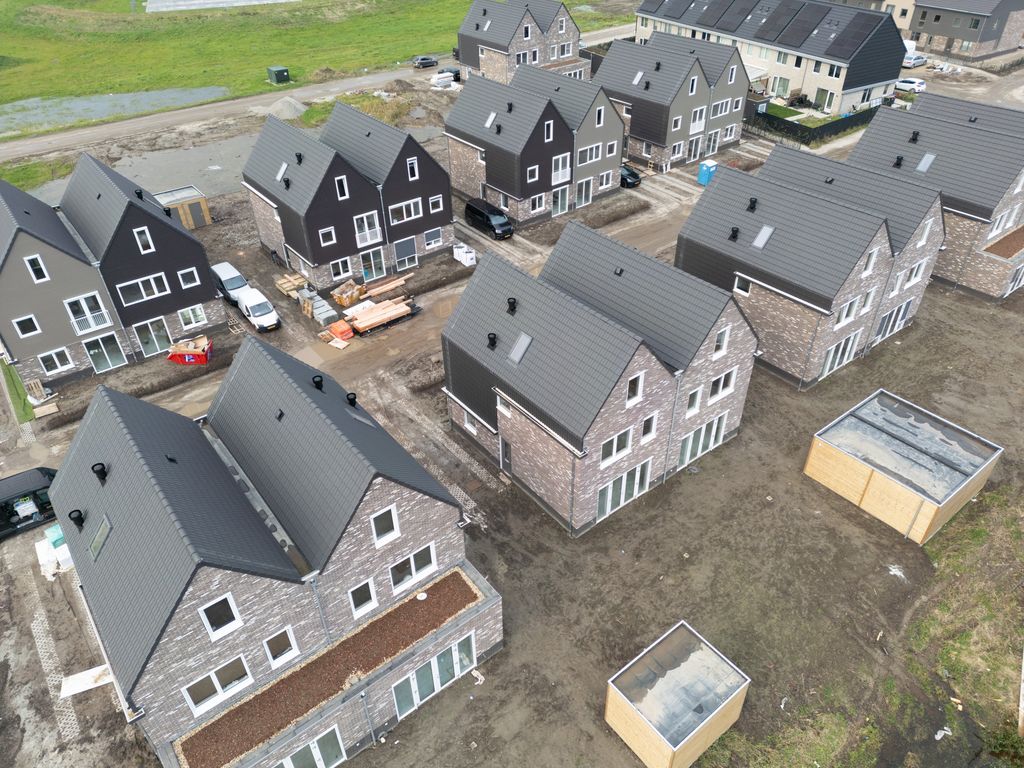 Moerasorchidee 29, Lelystad