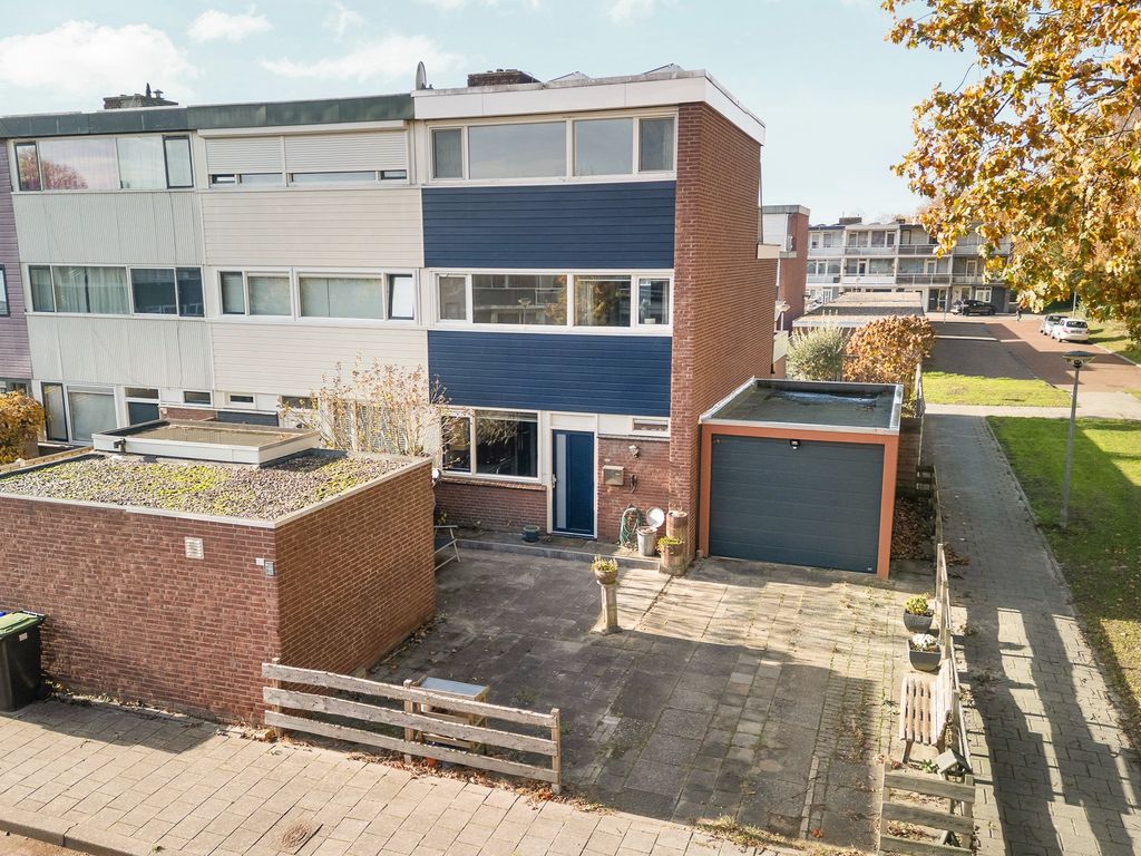 Amsteldiep 20, Lelystad