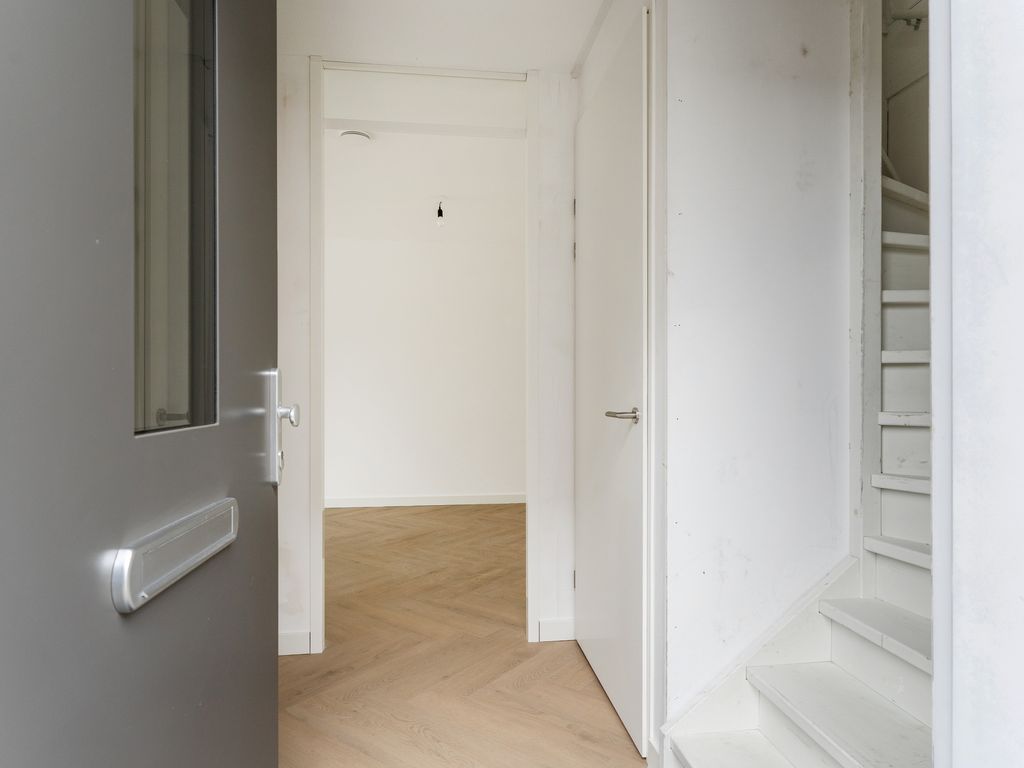 Moerasorchidee 13, Lelystad