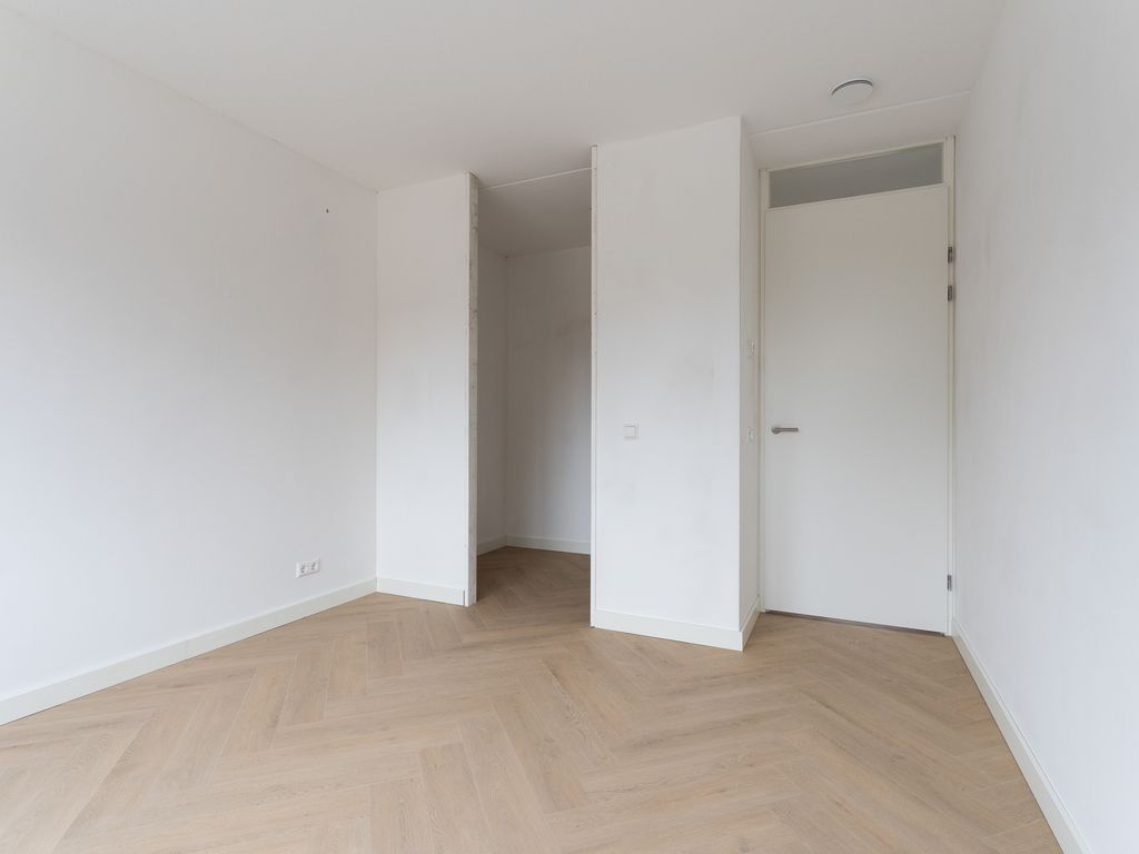 Moerasorchidee 13, Lelystad