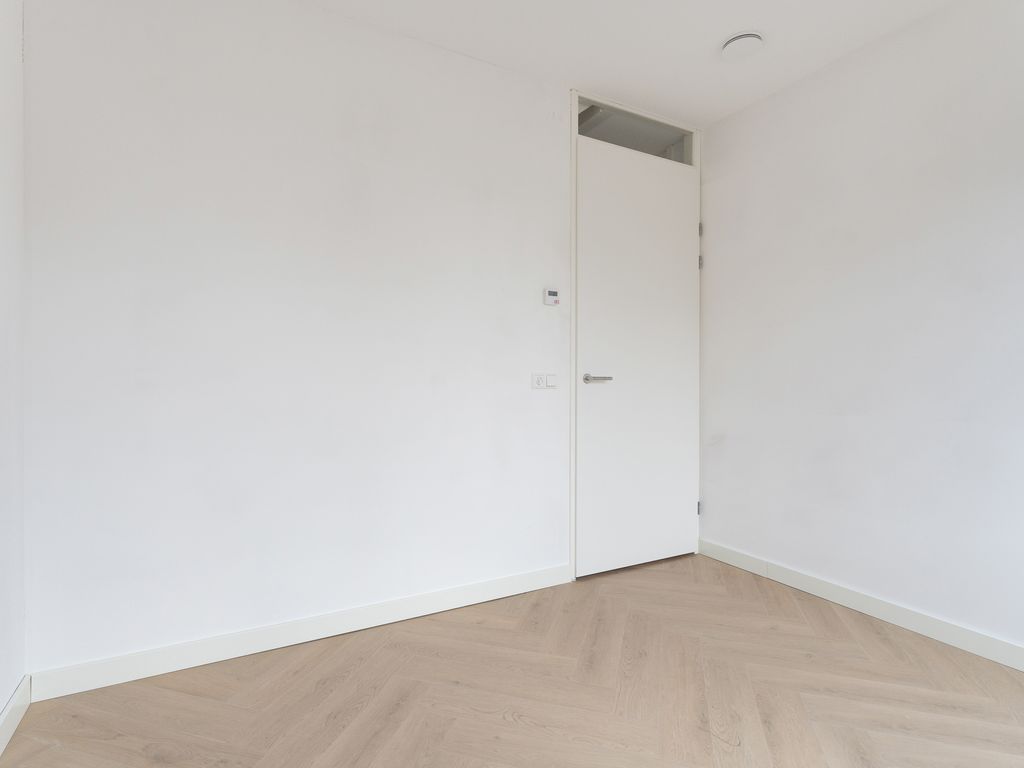 Moerasorchidee 13, Lelystad