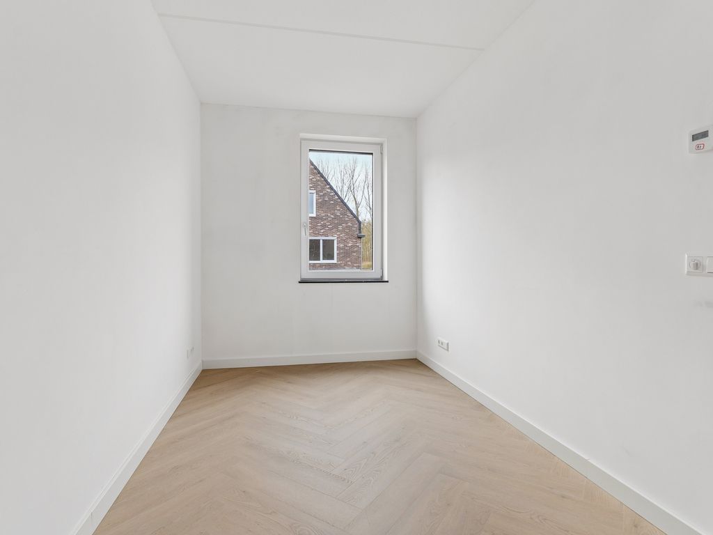 Moerasorchidee 13, Lelystad