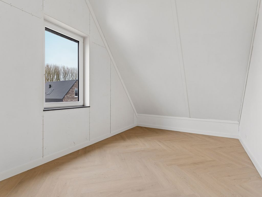 Moerasorchidee 13, Lelystad