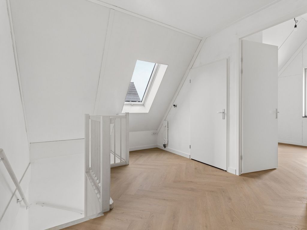 Moerasorchidee 13, Lelystad