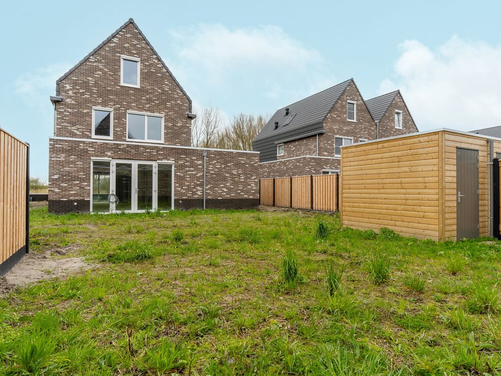 Moerasorchidee 13, Lelystad