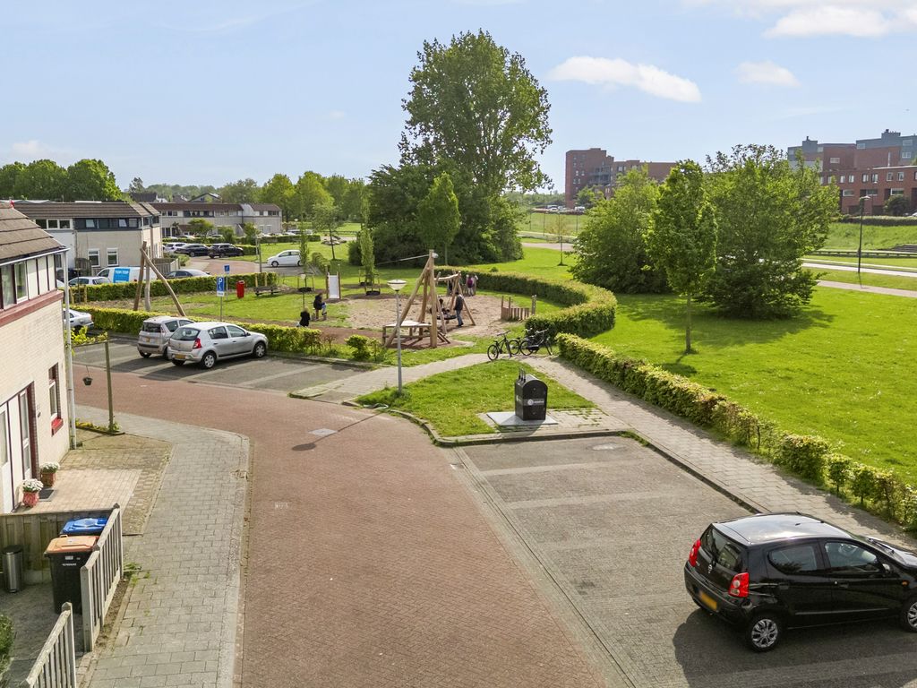 Galjoen 29 19, Lelystad