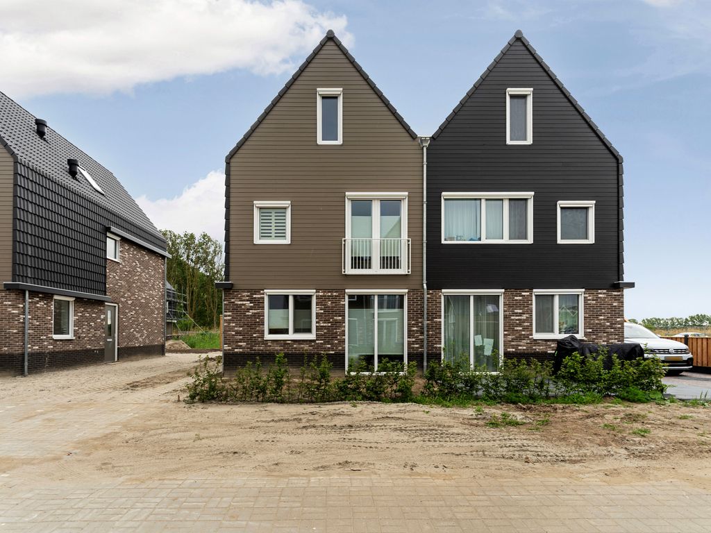 Moerasorchidee 31, Lelystad