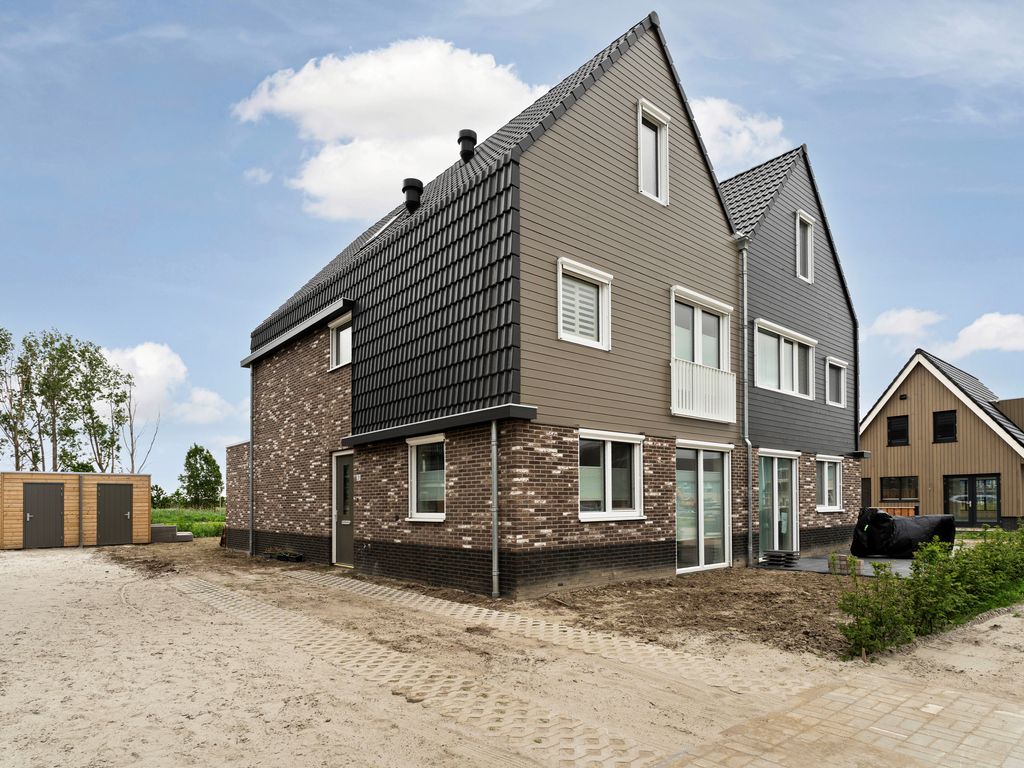 Moerasorchidee 31, Lelystad