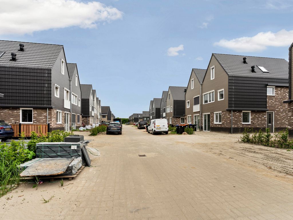 Moerasorchidee 31, Lelystad