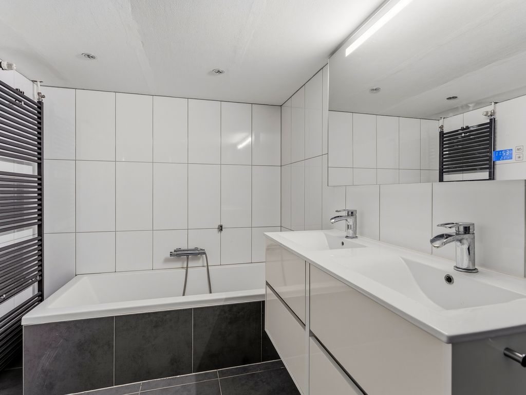 Bastion 400, Lelystad