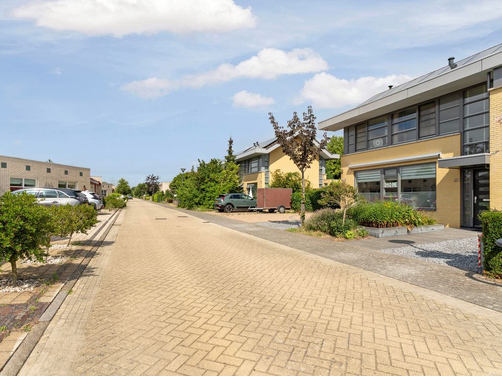 De Klencke 33, Lelystad
