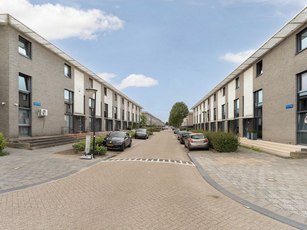 Azorenweg 87, Almere