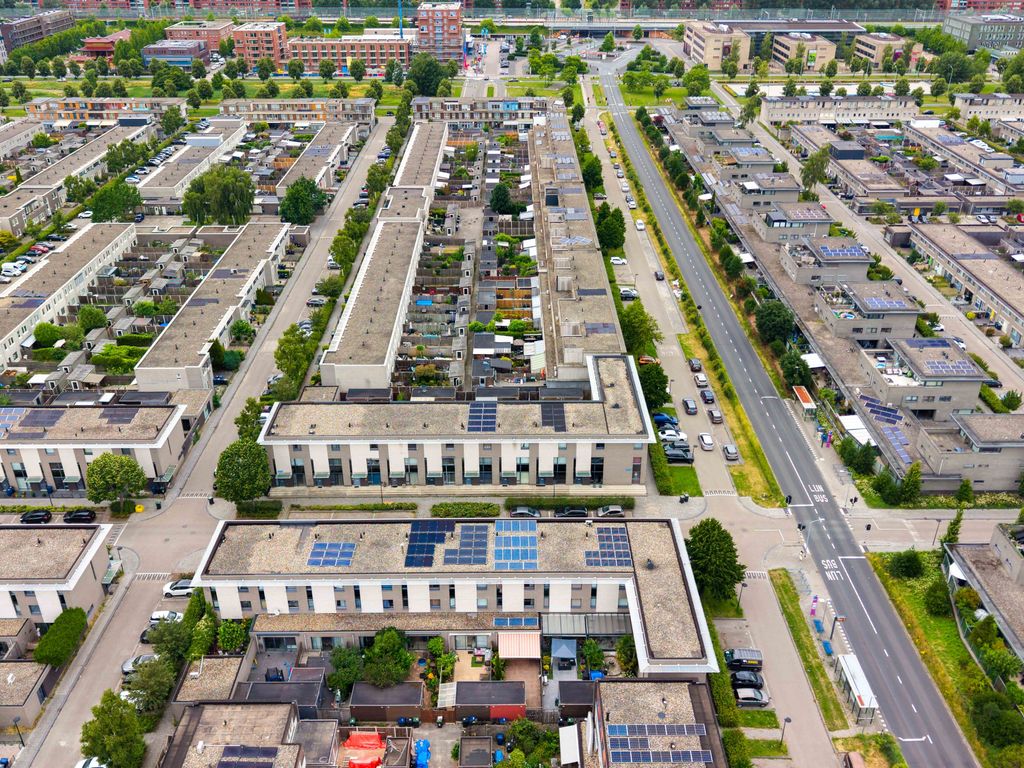 Azorenweg 87, Almere
