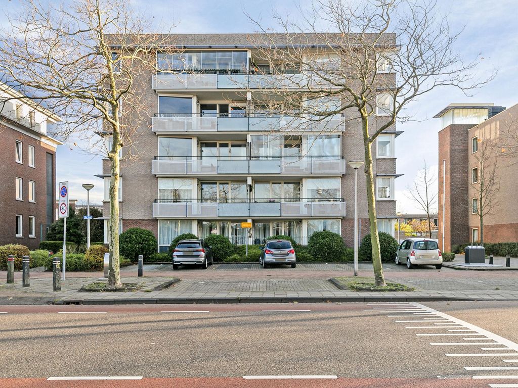 Slotlaan 15, Oostvoorne