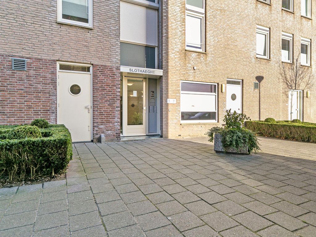 Slotlaan 15, Oostvoorne