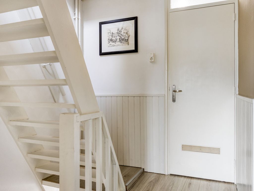 Veeckensstraat 6, Hellevoetsluis