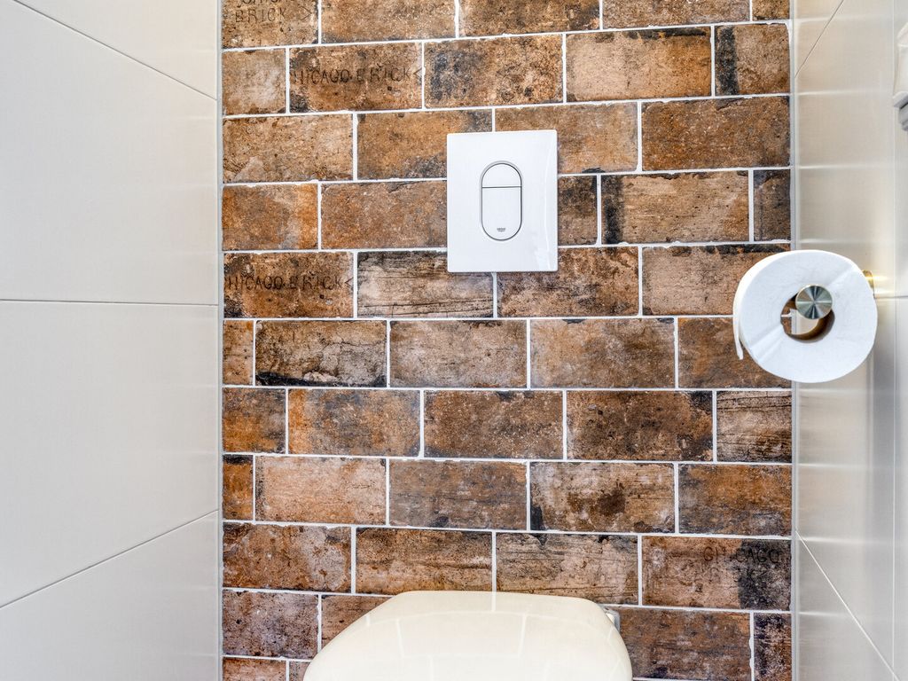 Veeckensstraat 6, Hellevoetsluis