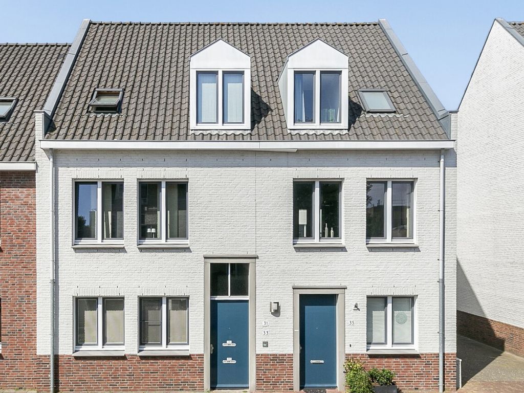 Opzoomerlaan 31, Hellevoetsluis