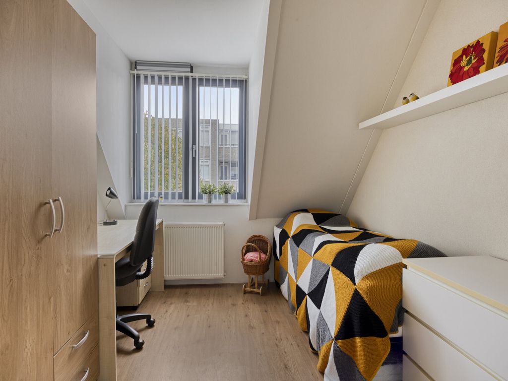 Opzoomerlaan 31, Hellevoetsluis