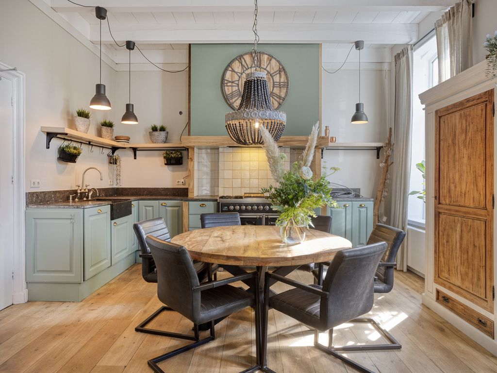 Dorpsstraat 43, Hellevoetsluis