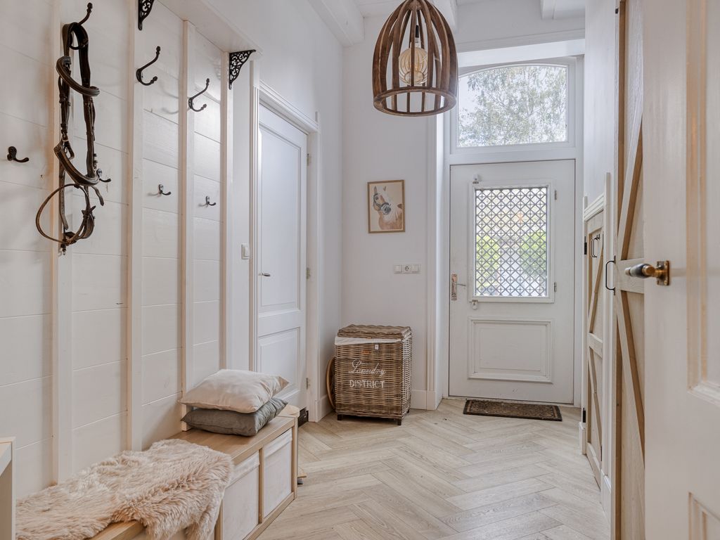 Dorpsstraat 43, Hellevoetsluis