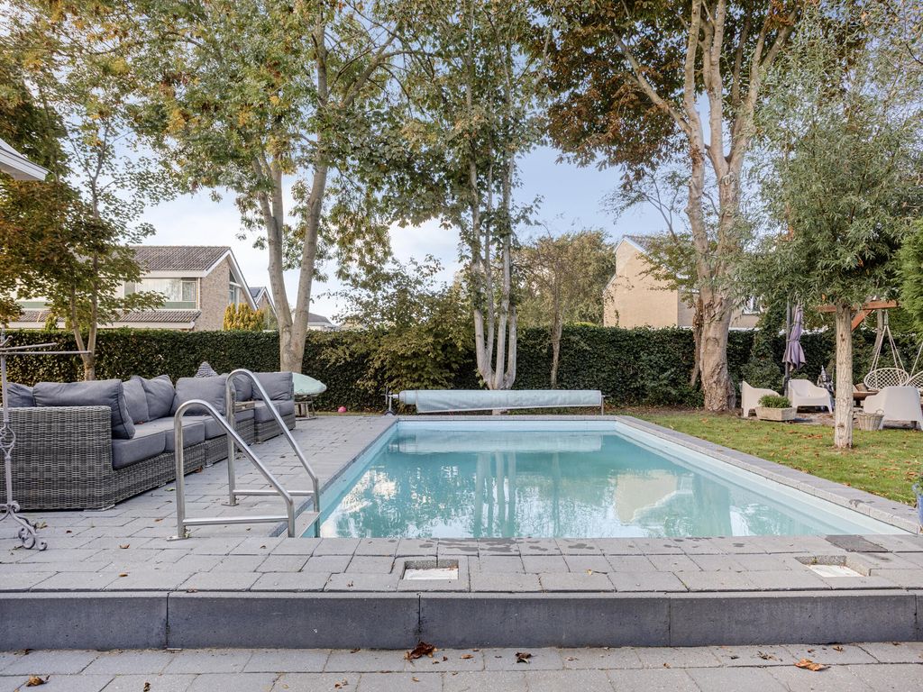 Dorpsstraat 43, Hellevoetsluis