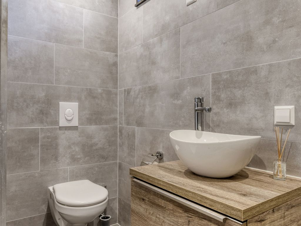 Kastanjestraat 1, Rockanje