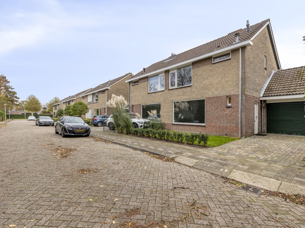 Kastanjestraat 1, Rockanje