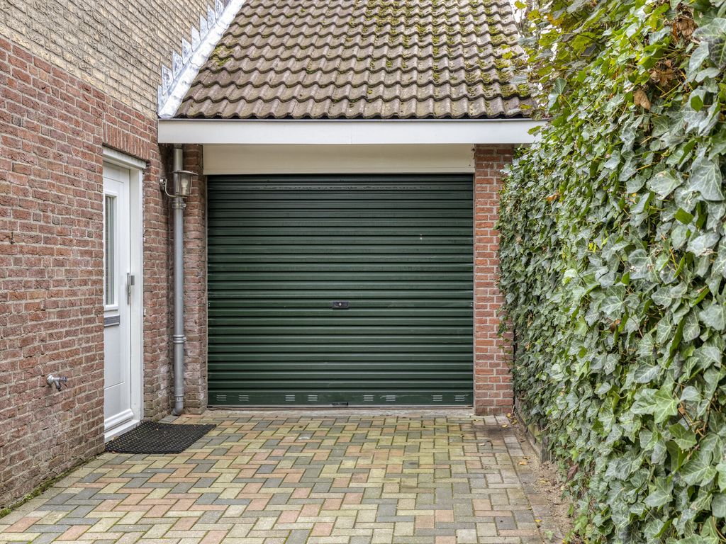 Kastanjestraat 1, Rockanje