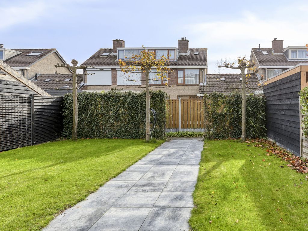 Kastanjestraat 1, Rockanje