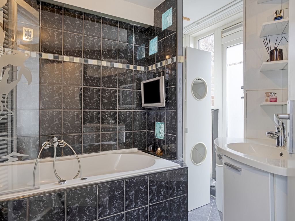 Newtonstraat 35B, Schiedam