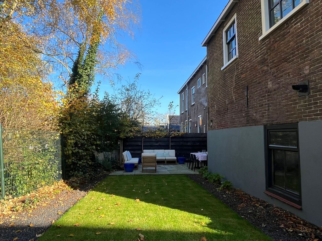 Rijksstraatweg 243, Hellevoetsluis