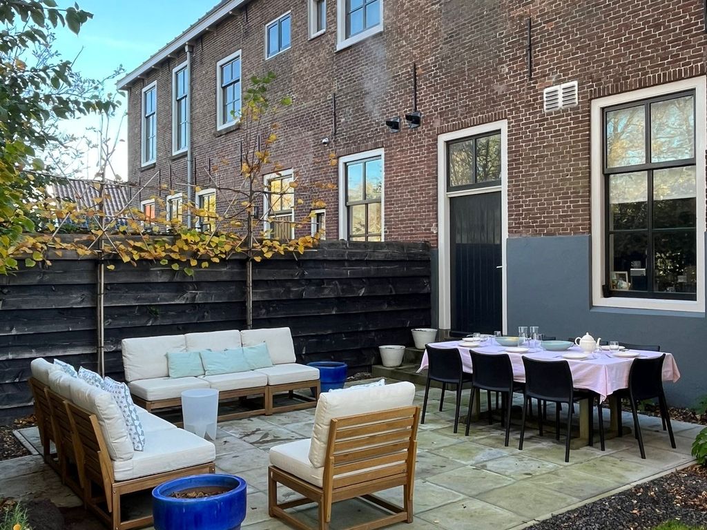 Rijksstraatweg 243, Hellevoetsluis