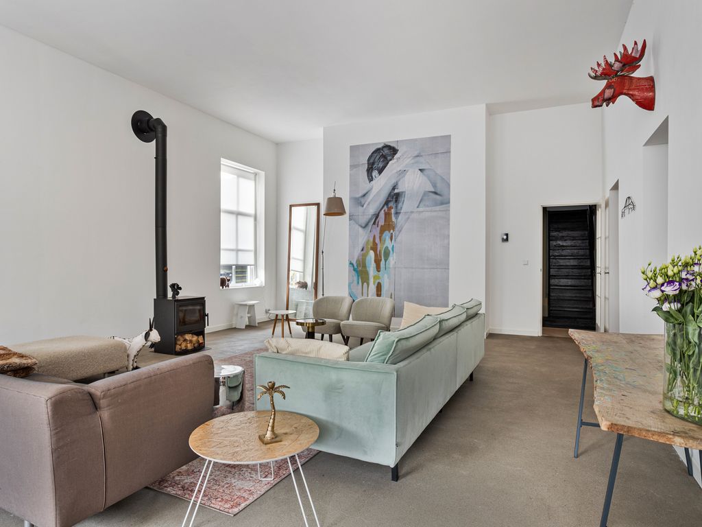 Rijksstraatweg 243, Hellevoetsluis