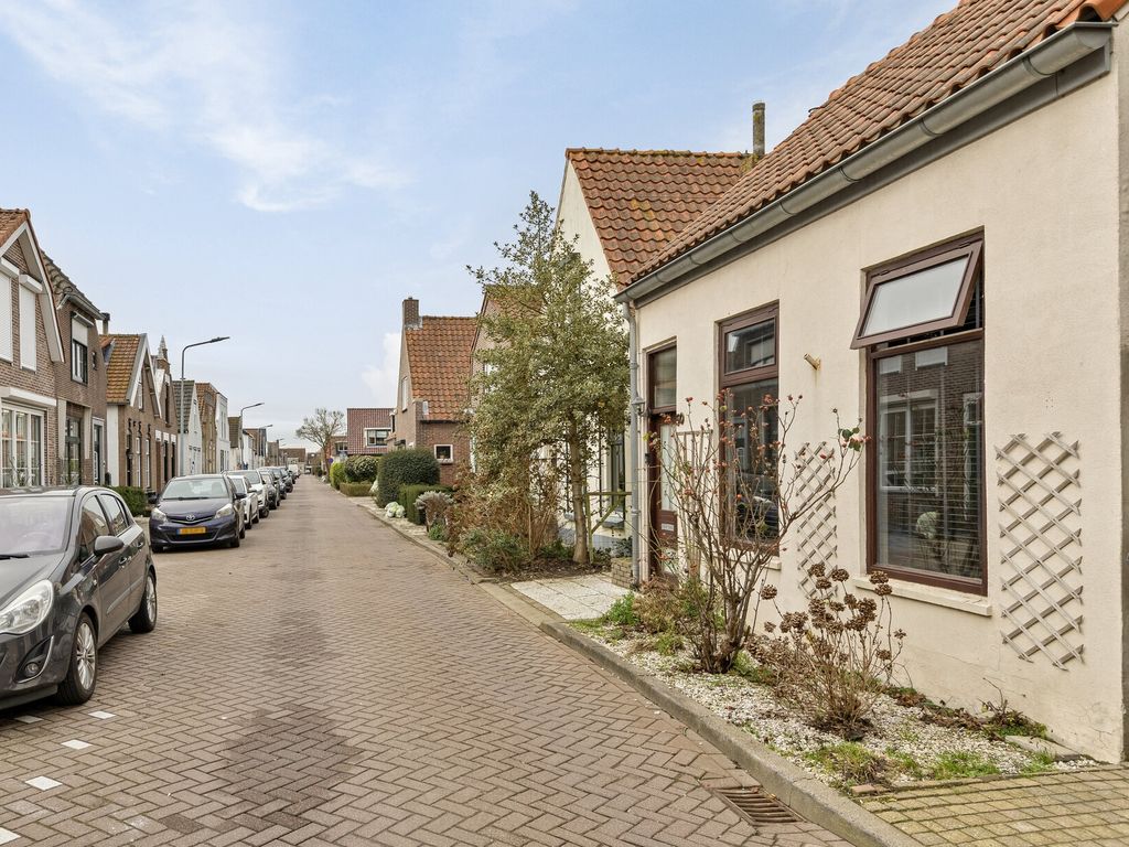 Nieuweweg 50, Stellendam