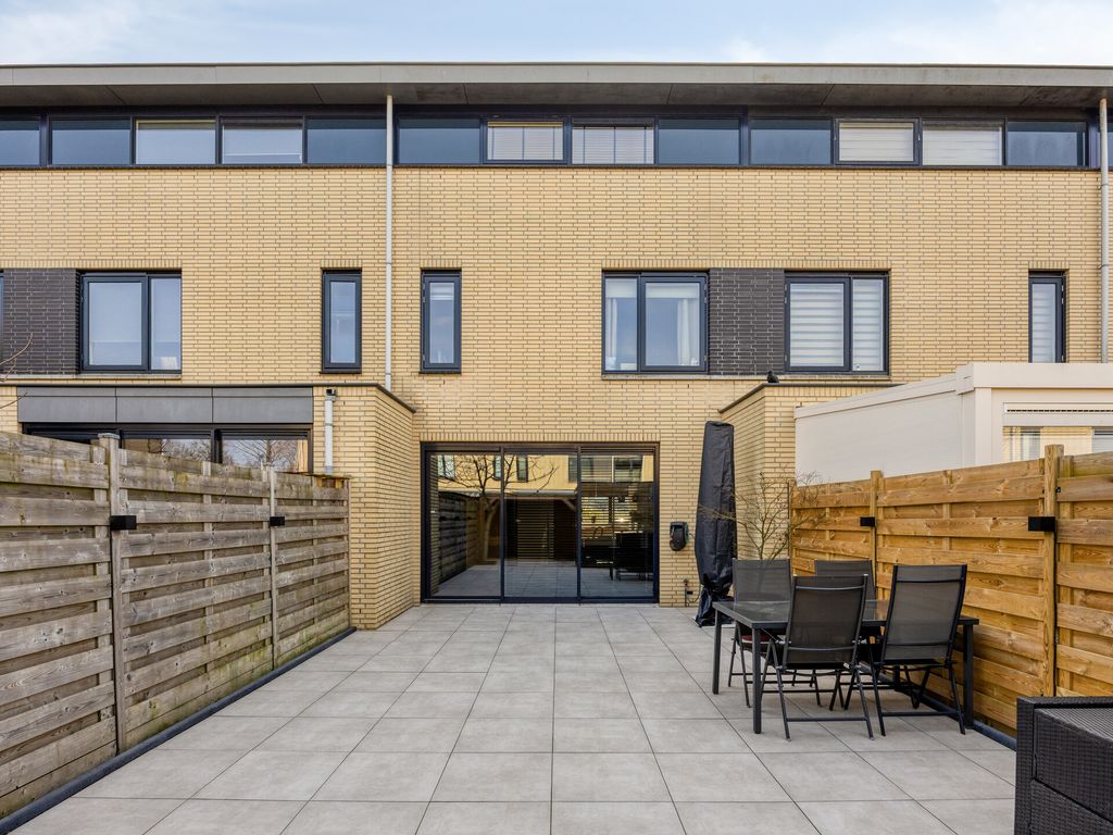 Hugo de Grootstraat 6, Vlaardingen