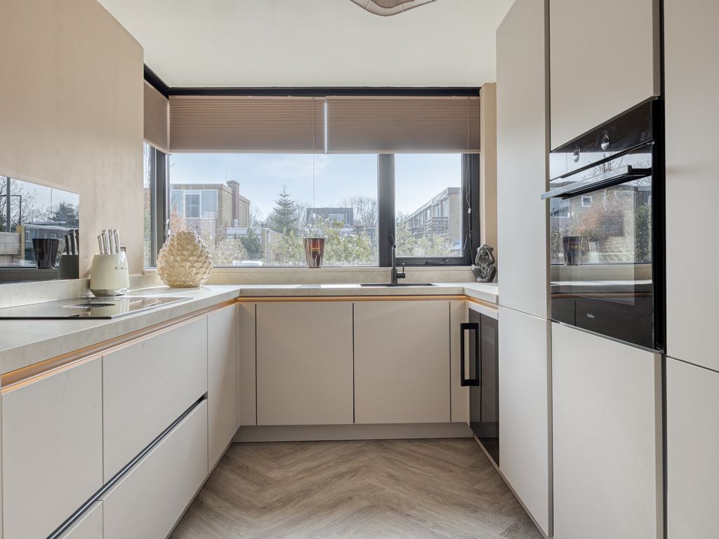 Hugo de Grootstraat 6, Vlaardingen