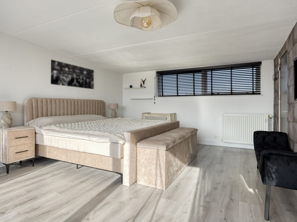 Hugo de Grootstraat 6, Vlaardingen