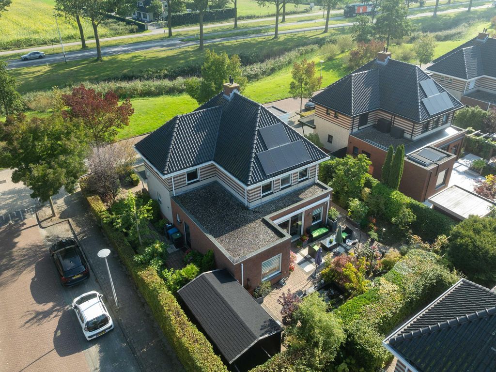 Middellantweide 15, Hellevoetsluis