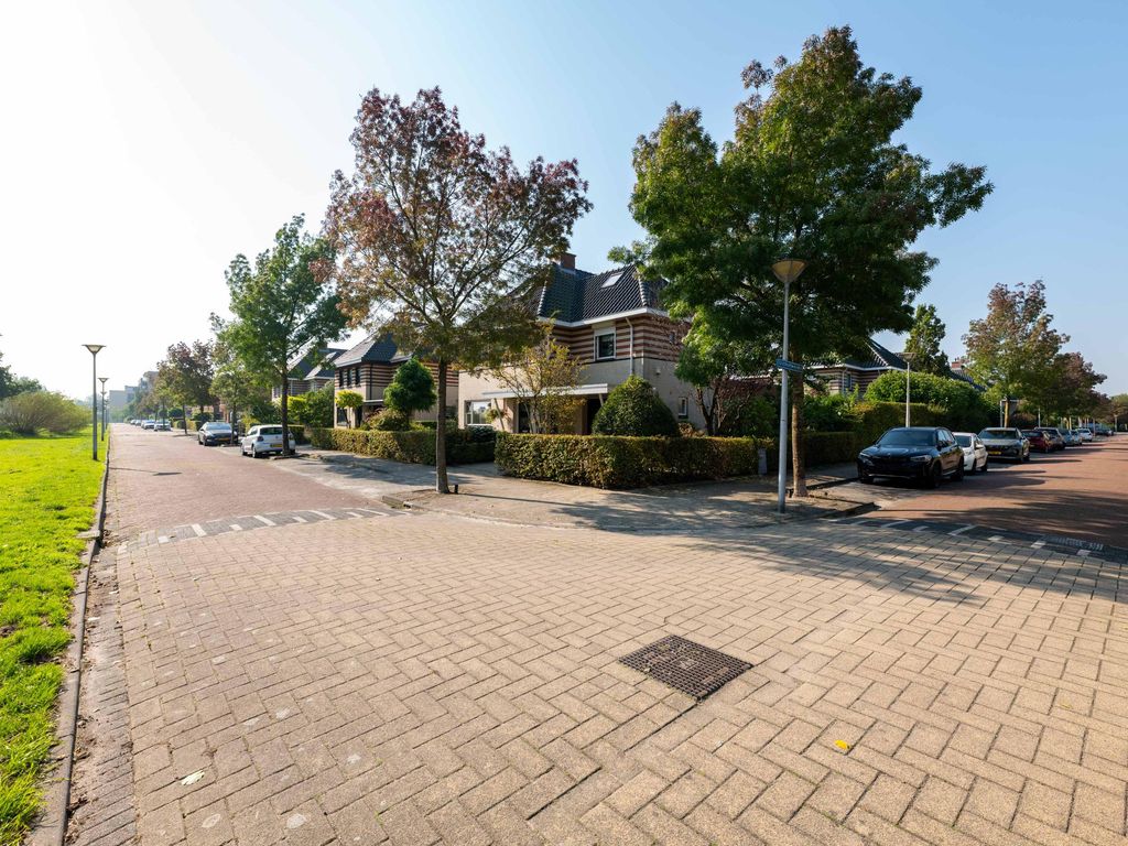 Middellantweide 15, Hellevoetsluis
